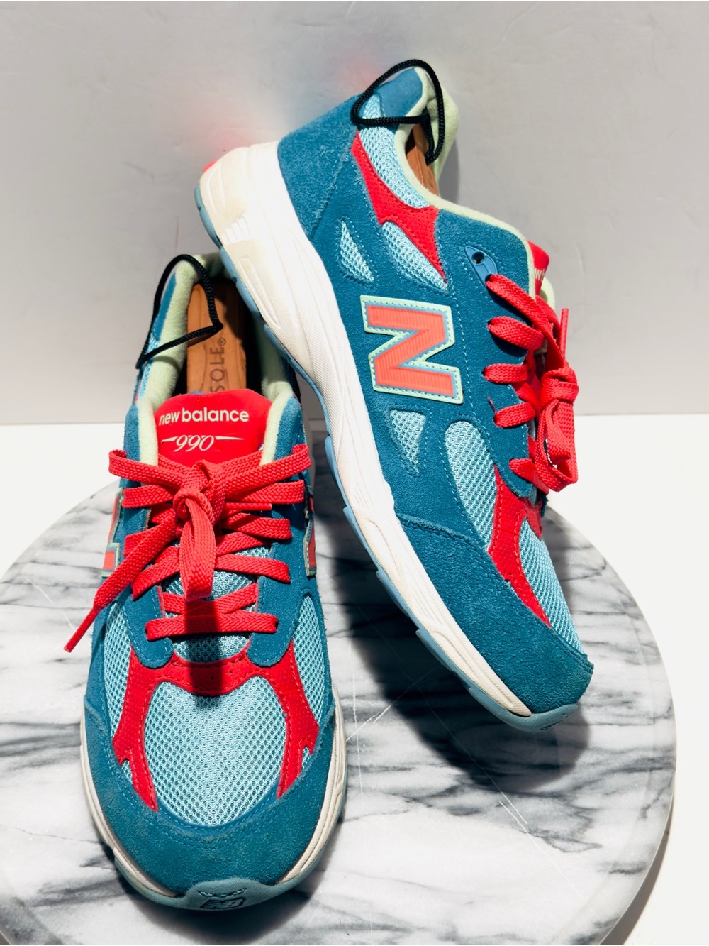 New Balance 990 Big Girl Size 7 Teal And Pink EUC